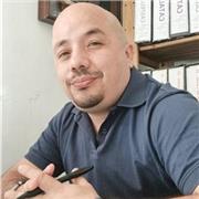 Soy una persona apasionada por la enseñanza, y me gusta llegar a todo tipo de alumnos